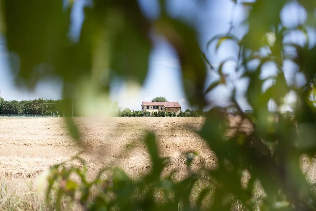 Country house Agriturismo Il Mondo Guest House Parma Italy